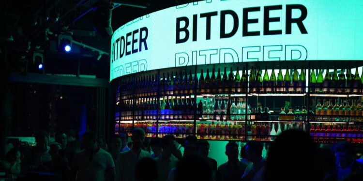 上市矿商 Bitdeer 一口气卖光比特币！吴忌寒：不代表长期策略缩略图