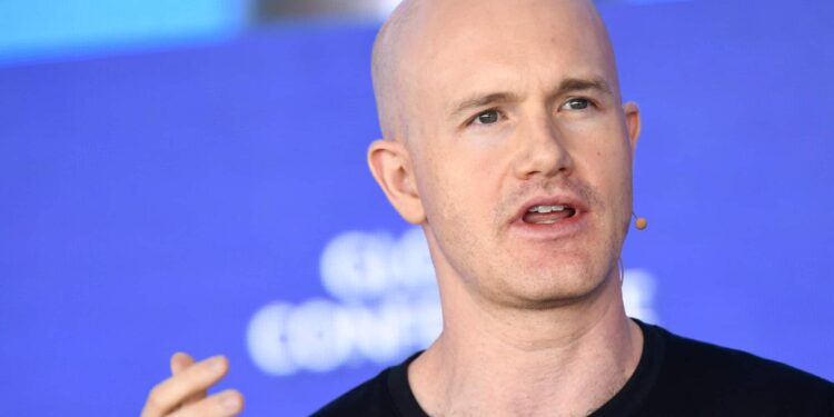 力拚成为「全能交易所」！Coinbase 推出美股交易、预测市场、整合 Jupiter缩略图